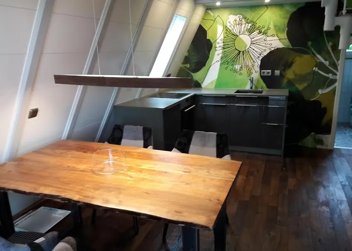 - Wolfseeweg 11 Und Wolfseeweg 9 *